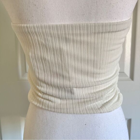 Naked Wardrobe Stretchy The Tube Crop Top Off White XL (fits L better) NWT - Picture 3 of 7
